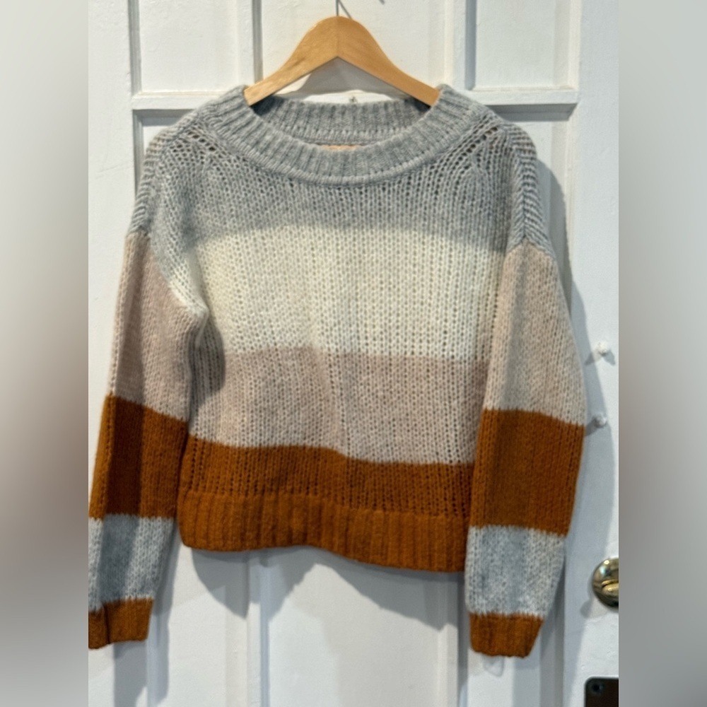 GAP Women's Striped Sweater in Gray, Cream, and Brown